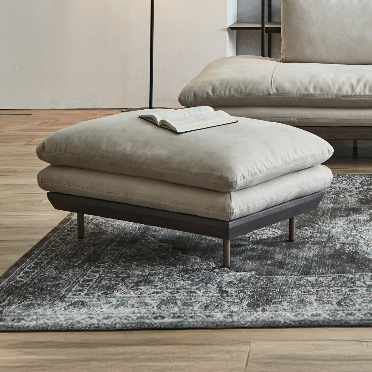 コルディナ オットマン