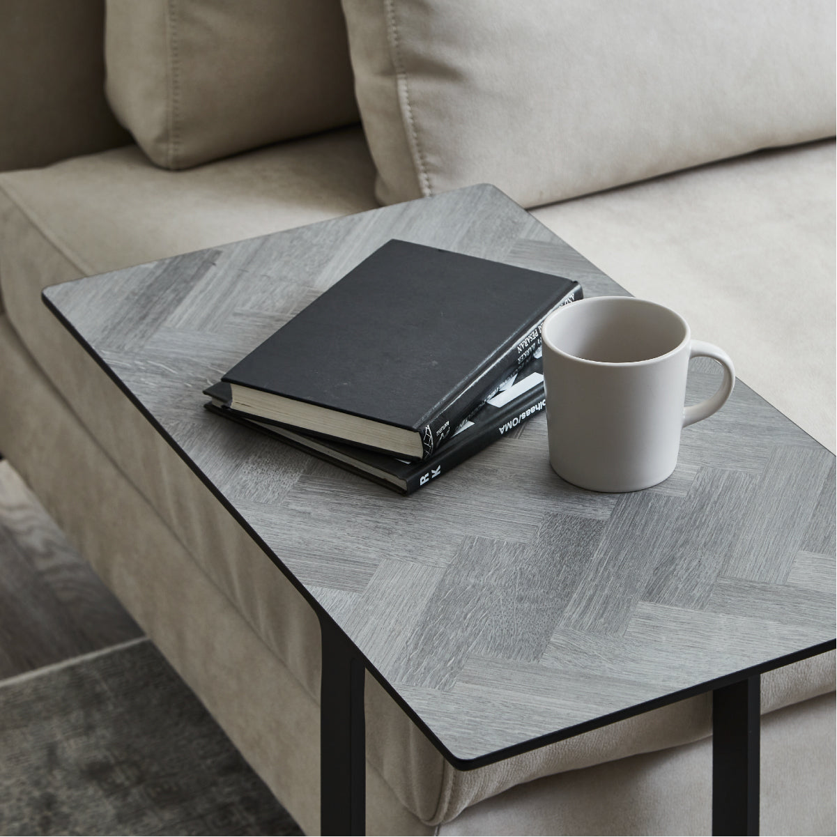 カルゴ サイドテーブル ヘリンボーンアッシュ