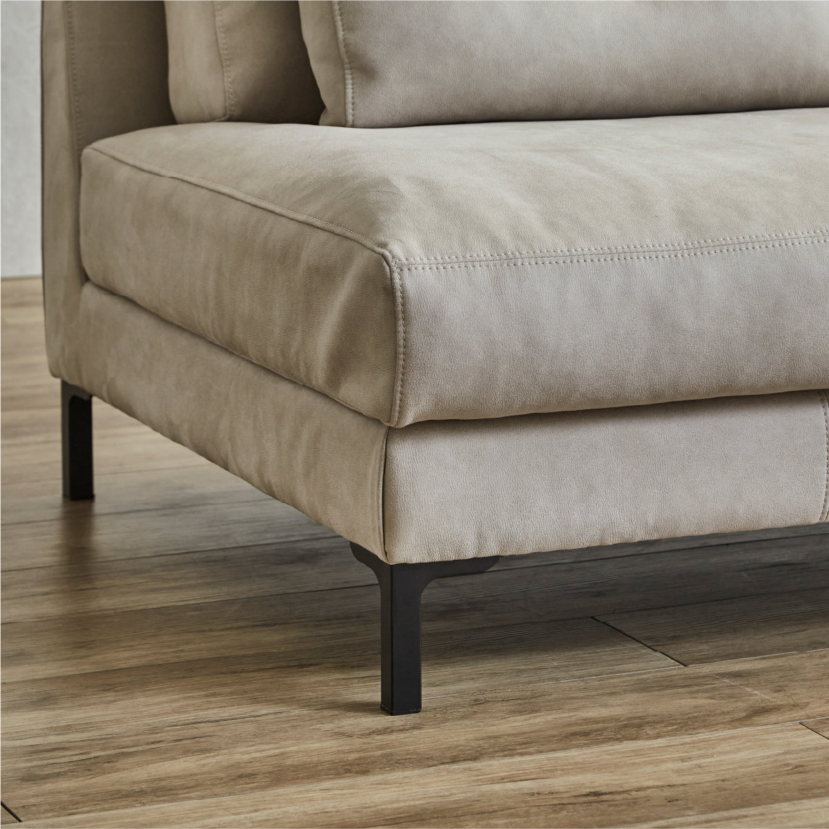 アデルーナ 2人掛けソファ 幅161cm