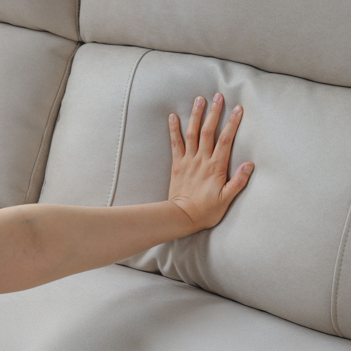 ジャグ 右電動カウチソファ 幅195cm