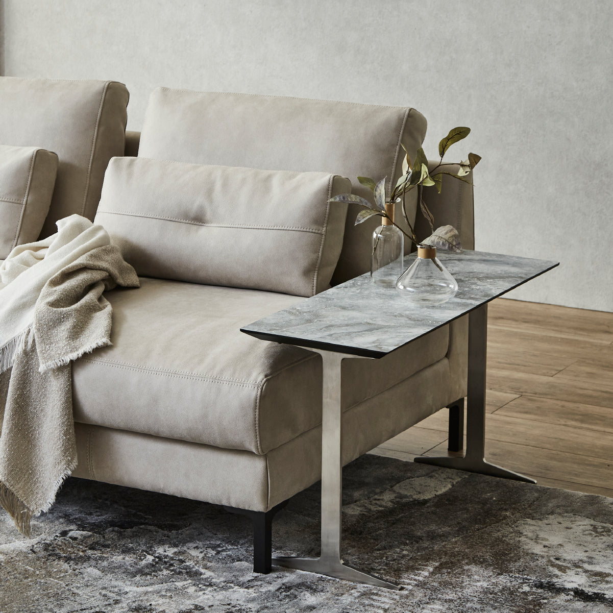 イタレーヌ サイドテーブル ブリッジ脚