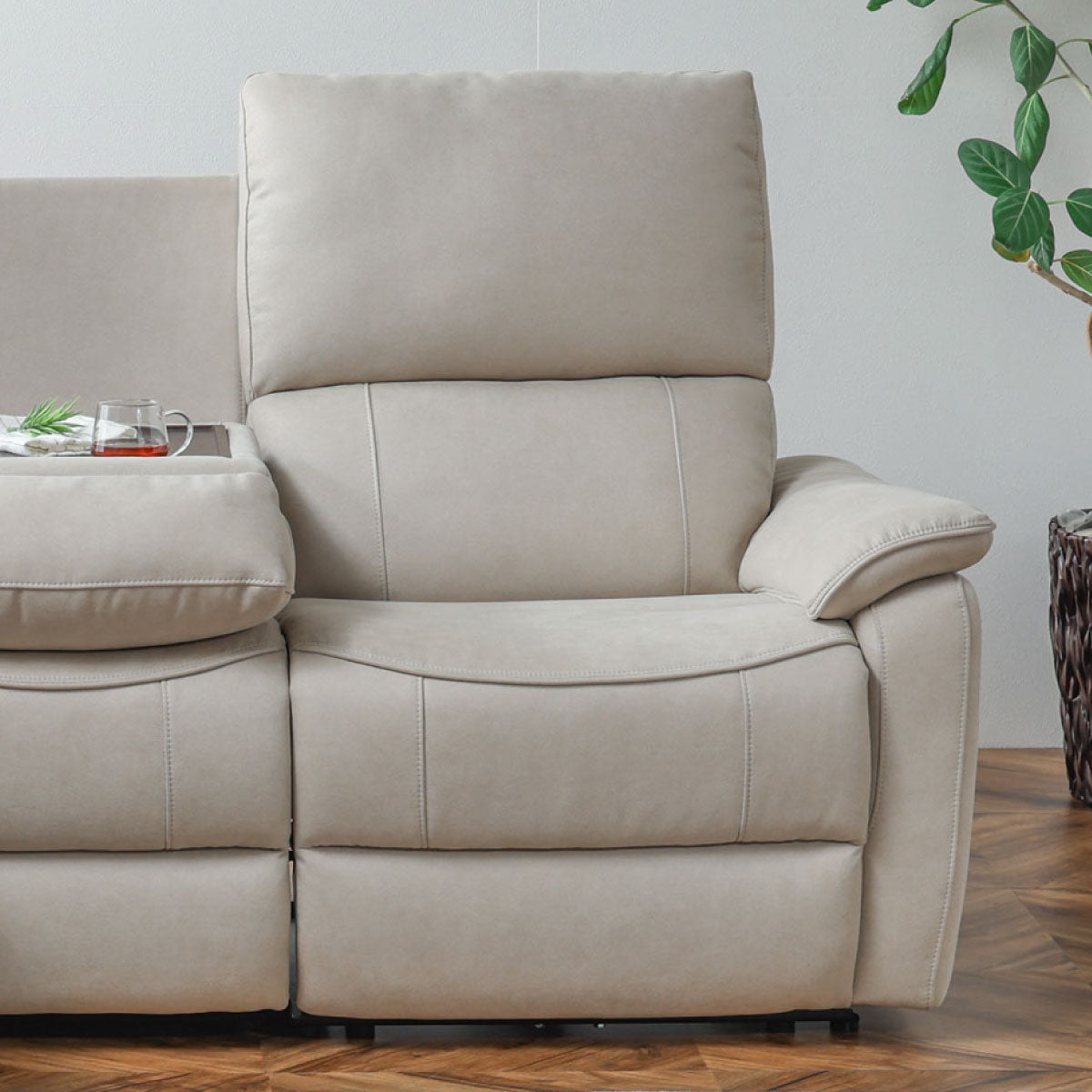 ジャグ 右電動カウチソファ 幅195cm