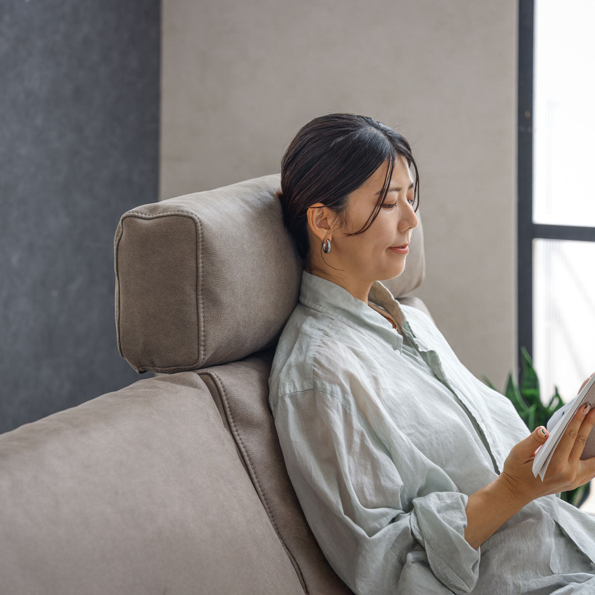 コルトーナ ヘッドレスト