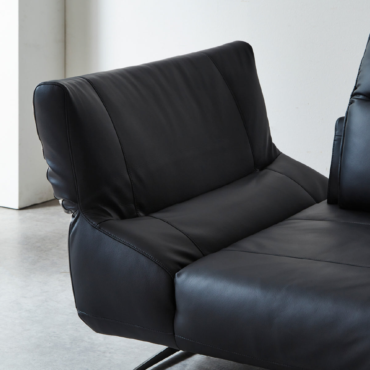 ロニーダス　左カウチソファ　幅261cm