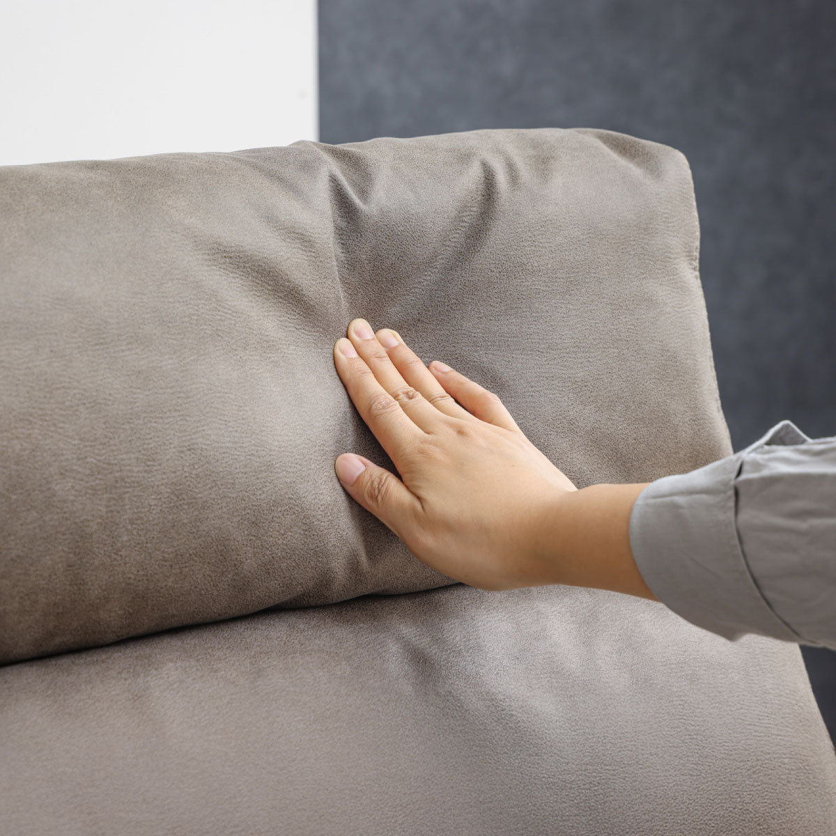 コルトーナ ヘッドレスト