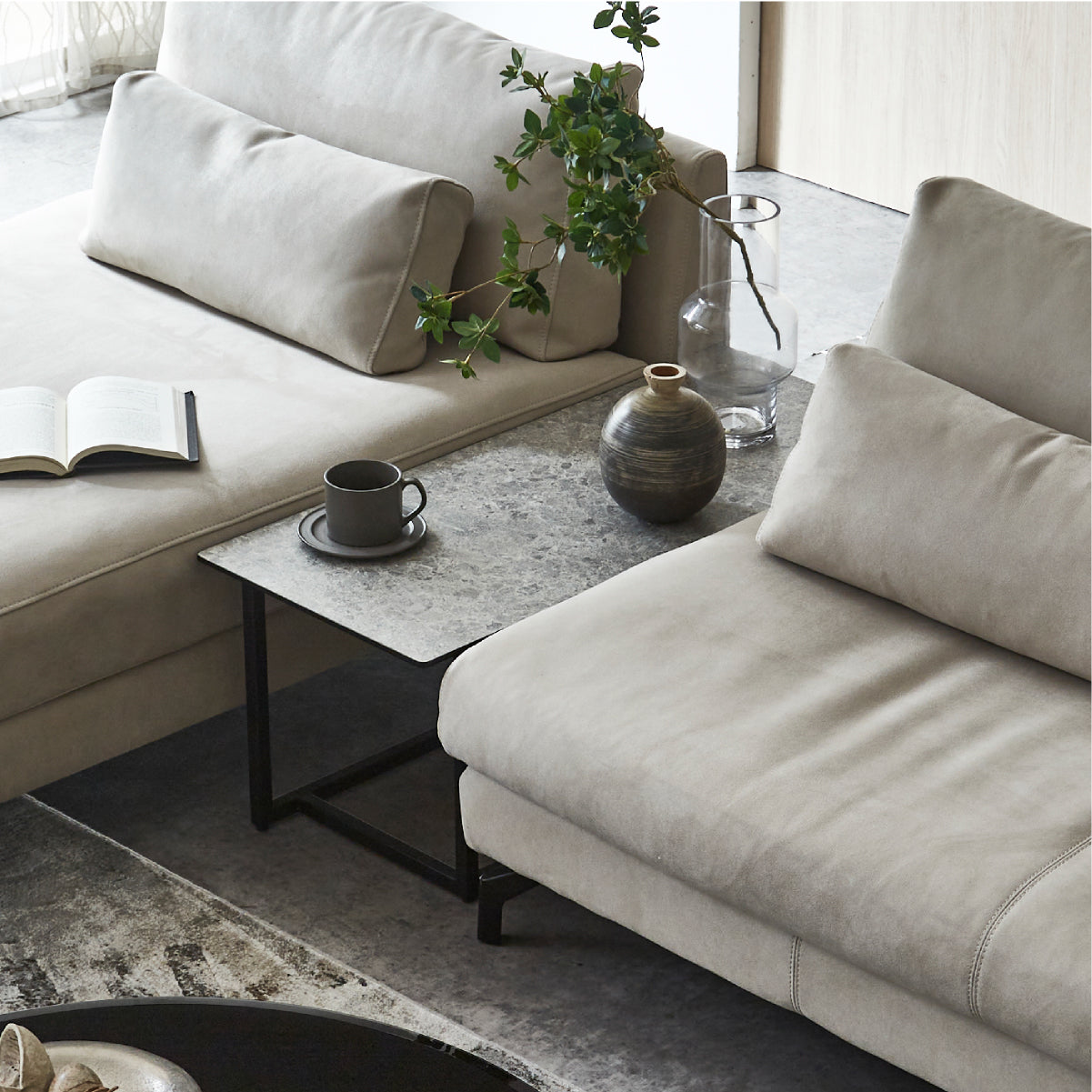 グラシエーロ サイドテーブル アッシュGY