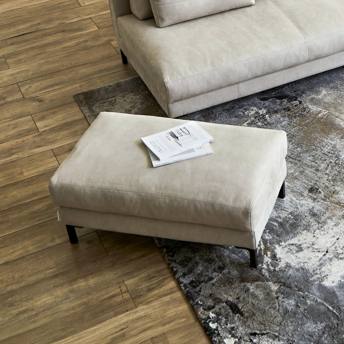 アデルーナ　オットマン