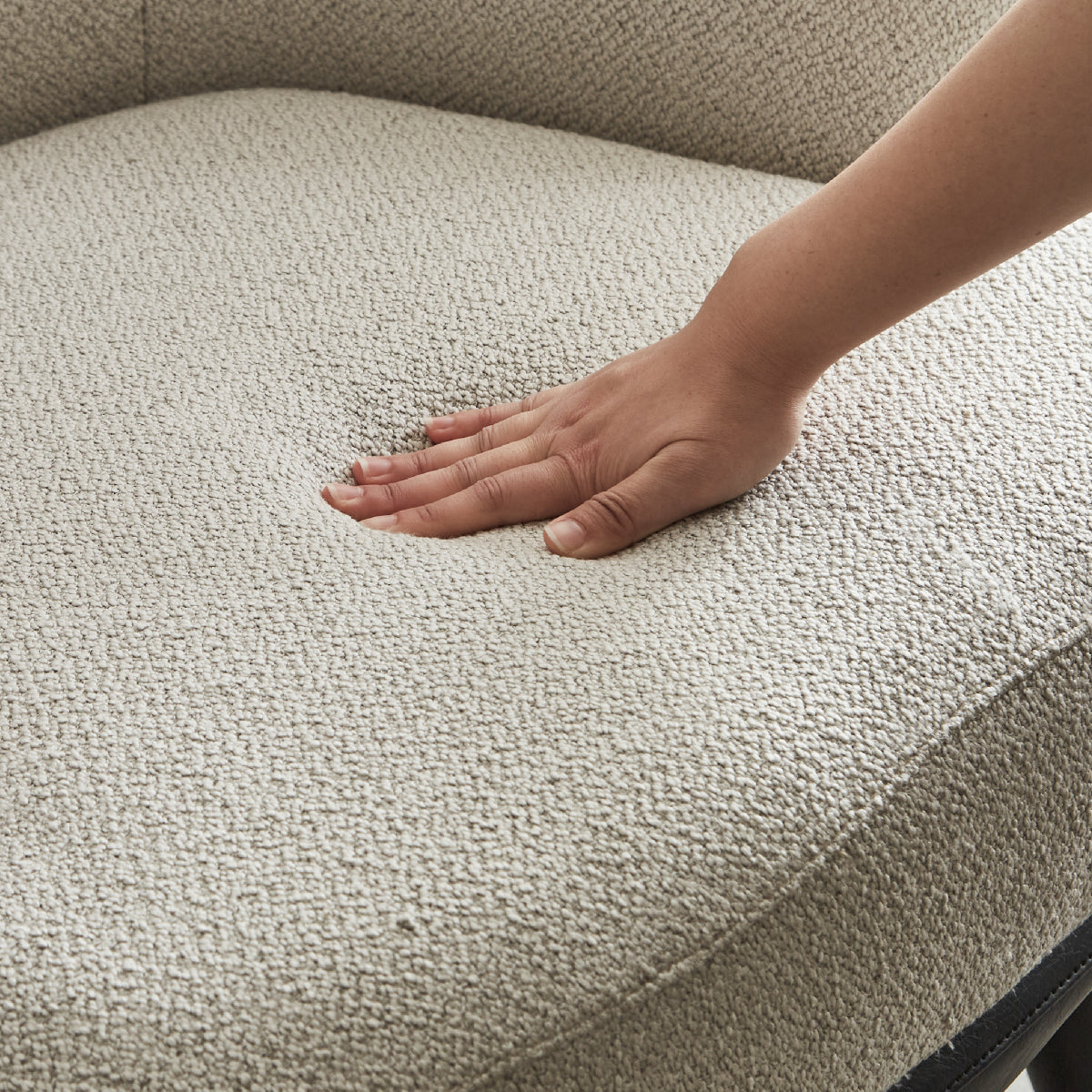 クレビス　1人掛けソファ　幅81cm