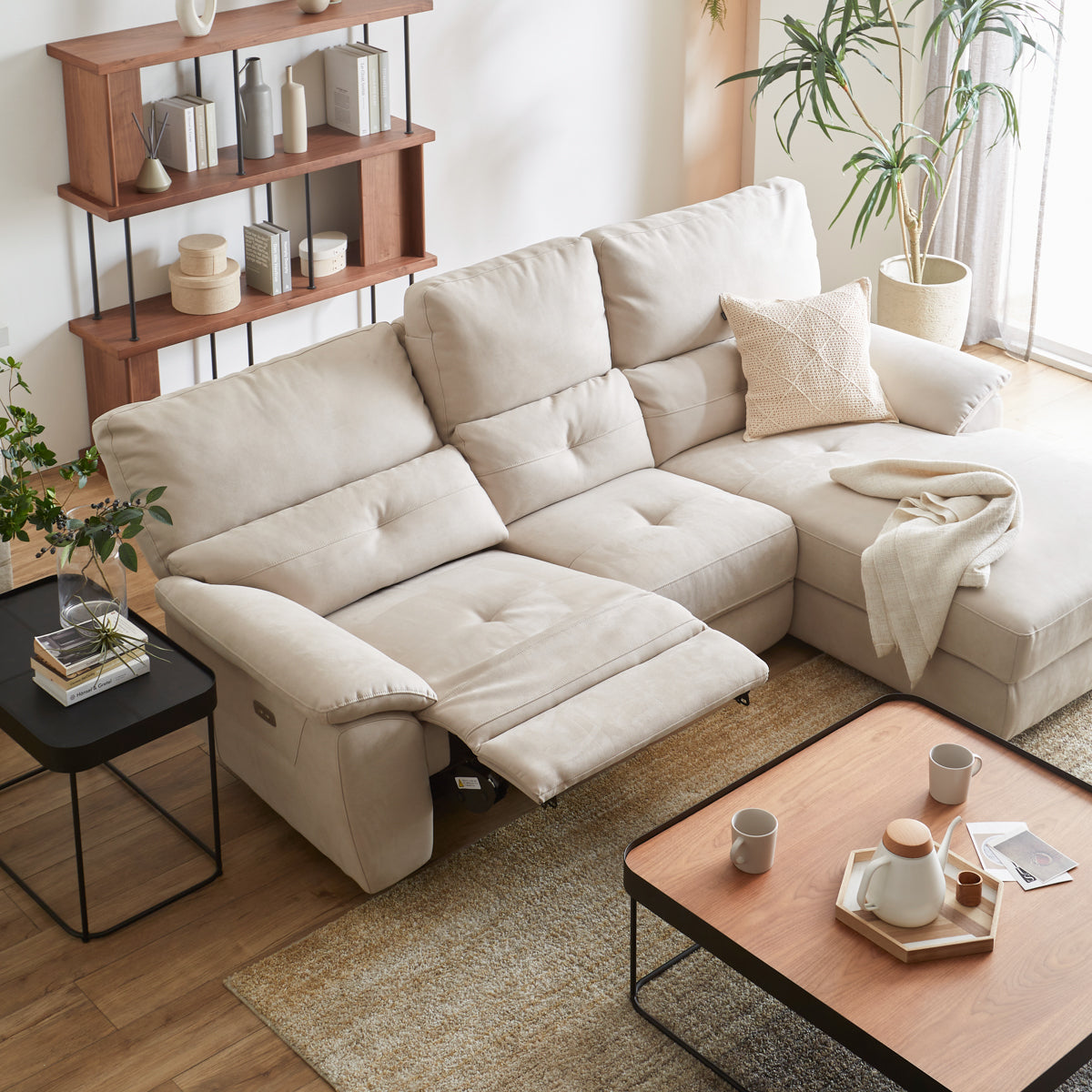 【超美品】ドラゴ左電動カウチソファ幅242cmレザーテックスRELAXFORM ドラゴ 左電動カウチソファ 幅242cm ｜RELAX FORM®（リラックス