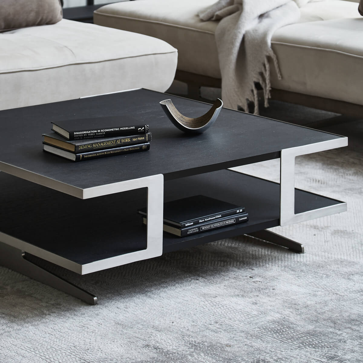 アルフレード　センターテーブル　ブラック