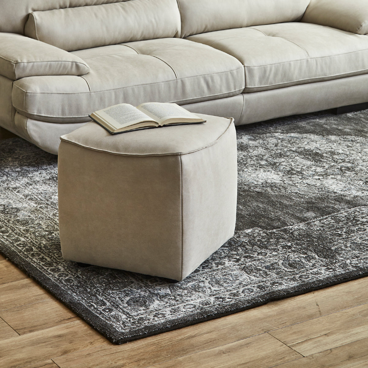 ドロテア　オットマンS　幅46cm