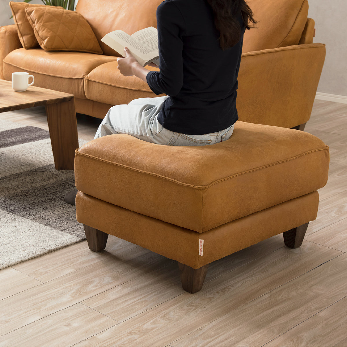 コロンバスⅡ　オットマン