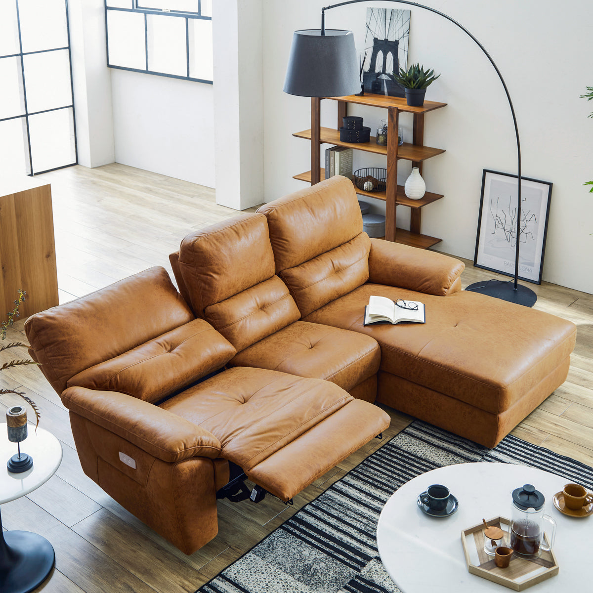 ドラゴ　左電動カウチソファ　幅242cm