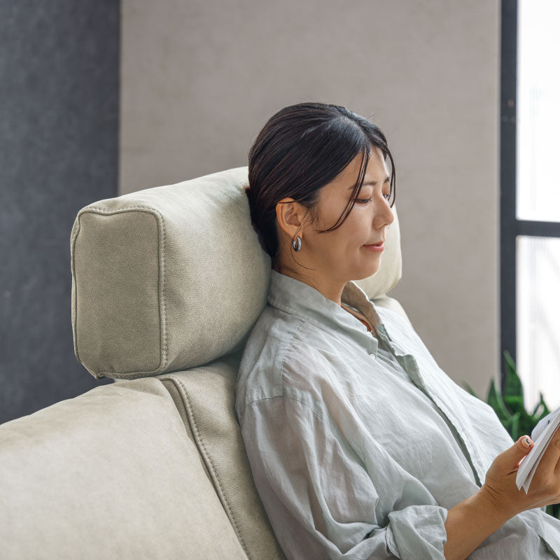 コスターナ　ヘッドレスト　ブロンズゴールド